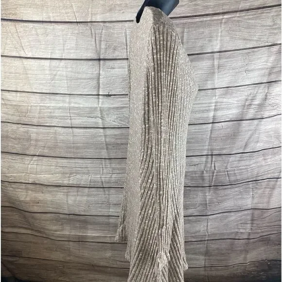 Ladies size small dress by Daytrip - Picture 9 of 10